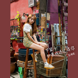 帅小伙自慰出精
